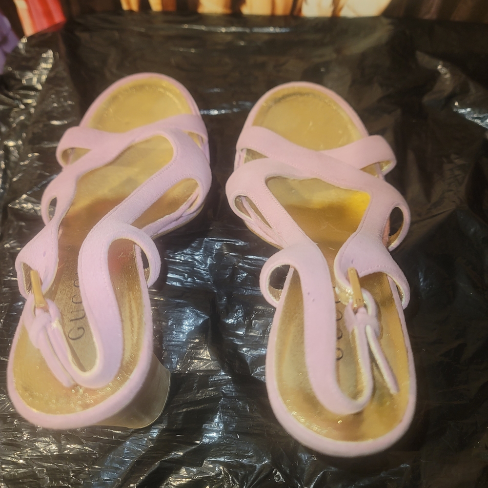 Gucci Women's Lavender Sandals - Picture 5 of 5